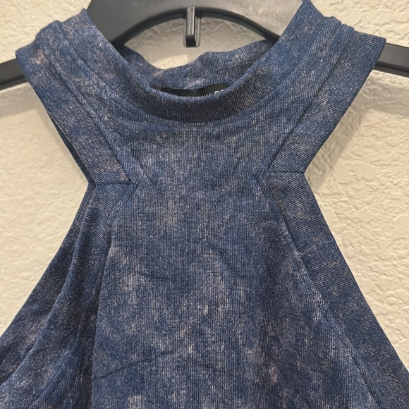 NWT Sincerely Jules Blue Halter Neck Knit Tank Top M/L Lightweight Summer - Picture 9 of 11